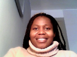 Nathalie Laure  Ngnobia , profesora particular en LLEIDA