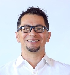 Carlos Perez, profesor particular en Santolaya de Cabranes
