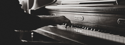 Un viaje musical personalizado te espera con las clases de Piano
