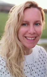 Jennifer Aitkin, profesora particular en Llinars del Valles