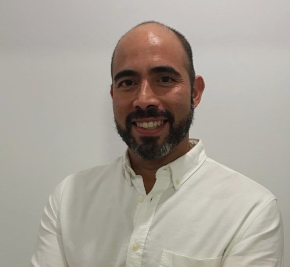 César Herrera Malaver, profesor particular en Madrid