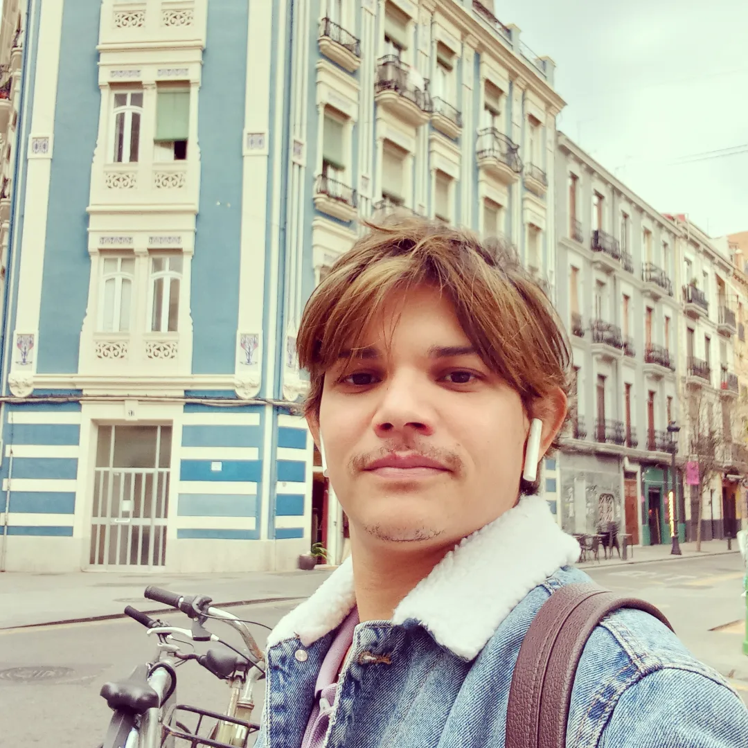 Aniello Ortega Noguera, profesor particular en orriols