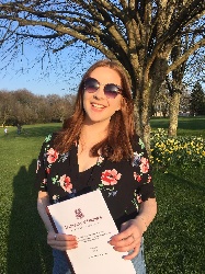 Fiona Horan, profesora particular en Almenara