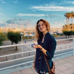 Laura Armayones Carranza , profesora particular en Mataró