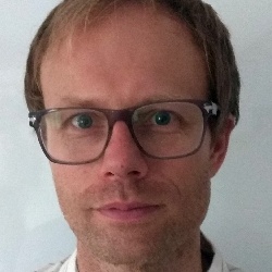 Mark Lawtie, profesor particular en Malgrat de Mar