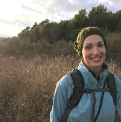 Renée  Bacino, profesora particular en Barcelona