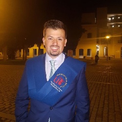 PEDRO CABALLERO MARZAL, profesor particular en Sevilla