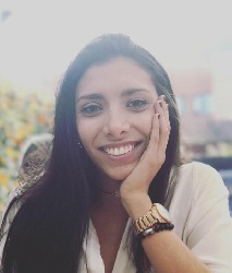 Manuela Izquierdo, profesora particular en Barcelona