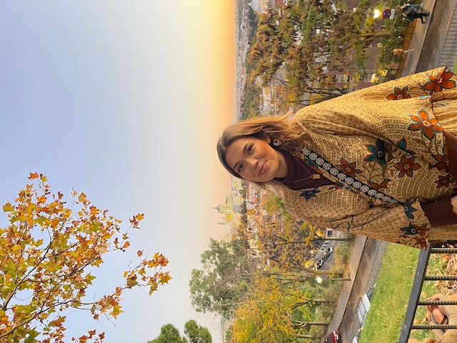 Cassidy Wild Brooks, profesora particular en Aluche