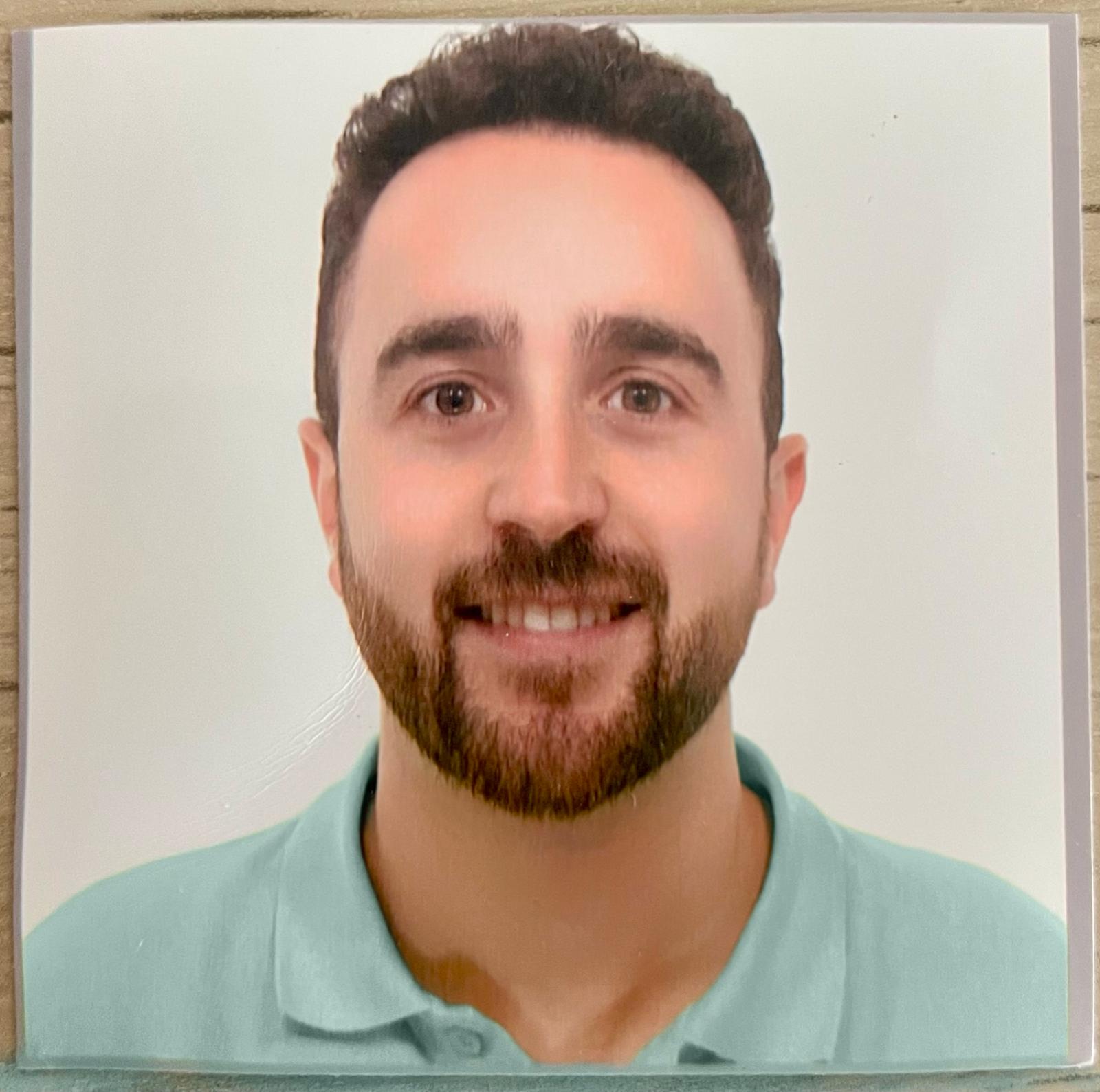 Alejandro Matoso Ruiz, profesor particular en La Algaba