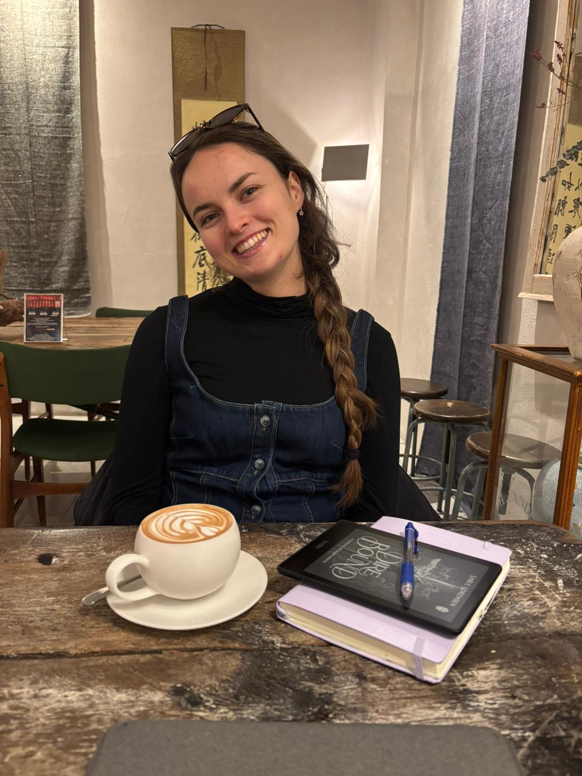 Skye  McCulloch, profesora particular en Madrid