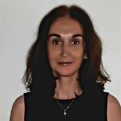 Mónica petcu, profesora particular en TORREJON DE ARDOZ