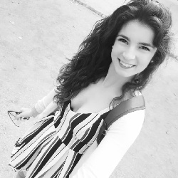 Saray castellanos fernandez, profesora particular en leioa